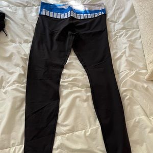 Lululemon criss cross leggings